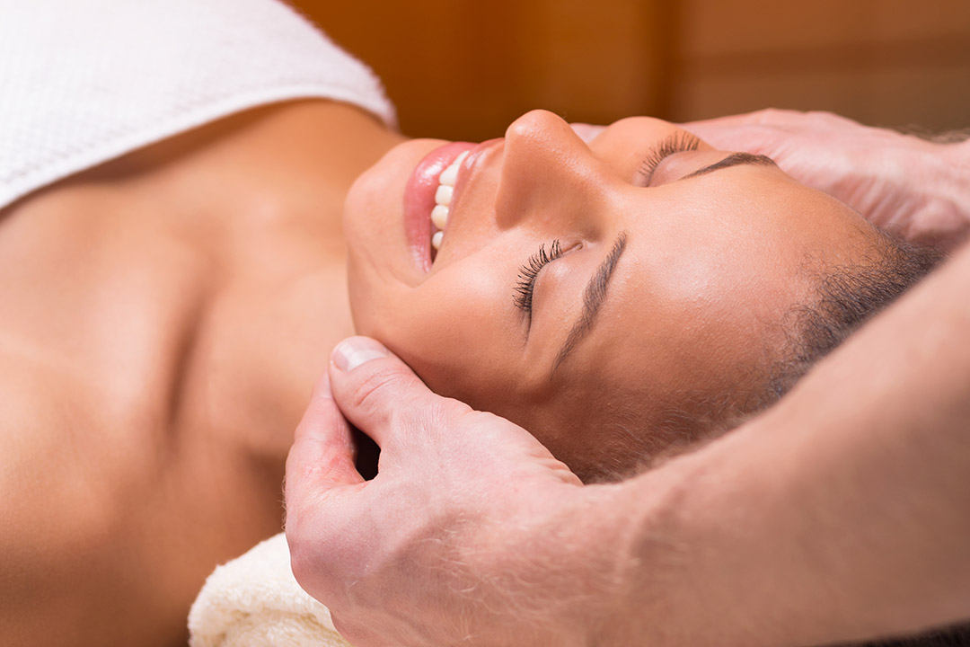 woman-having-face-massage